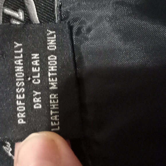 Dual Control authentic article leather vest sz(m) - Picture 9 of 9